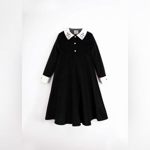 Popelin Mod.32.3 Black Velvet Dress With Cape-Style Skirt and Embroidered Collar